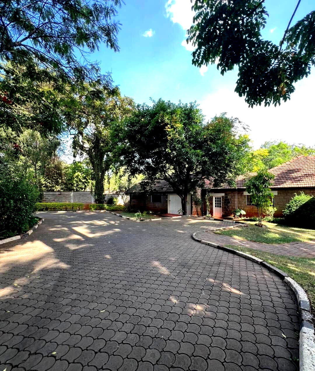 1-Acre Estate with 5BR Home at KSh 650K