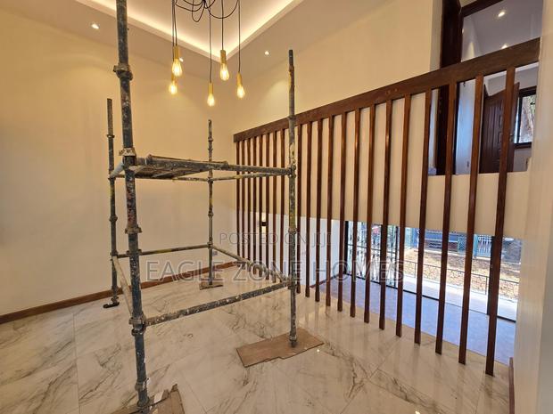 4bdrm Apartment in Rhapta Road for rent