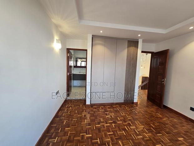 4bdrm Apartment in Rhapta Road for rent