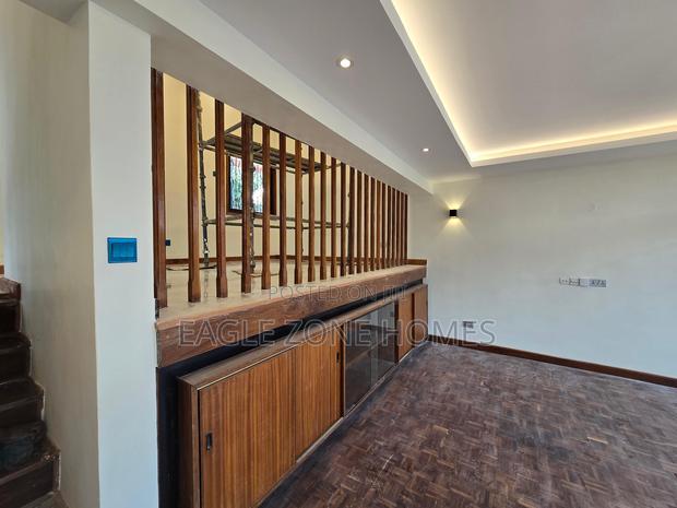 4bdrm Apartment in Rhapta Road for rent