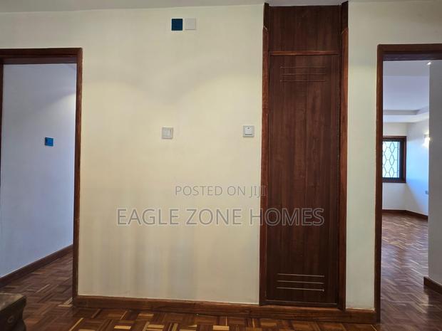 4bdrm Apartment in Rhapta Road for rent