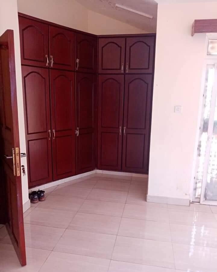 4BR All-Ensuite Townhouse Near Pirates Beach - Nyali