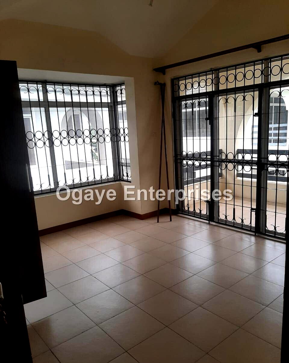 4BR Maisonette with Solar & AC in Gated Nyali - Mombasa