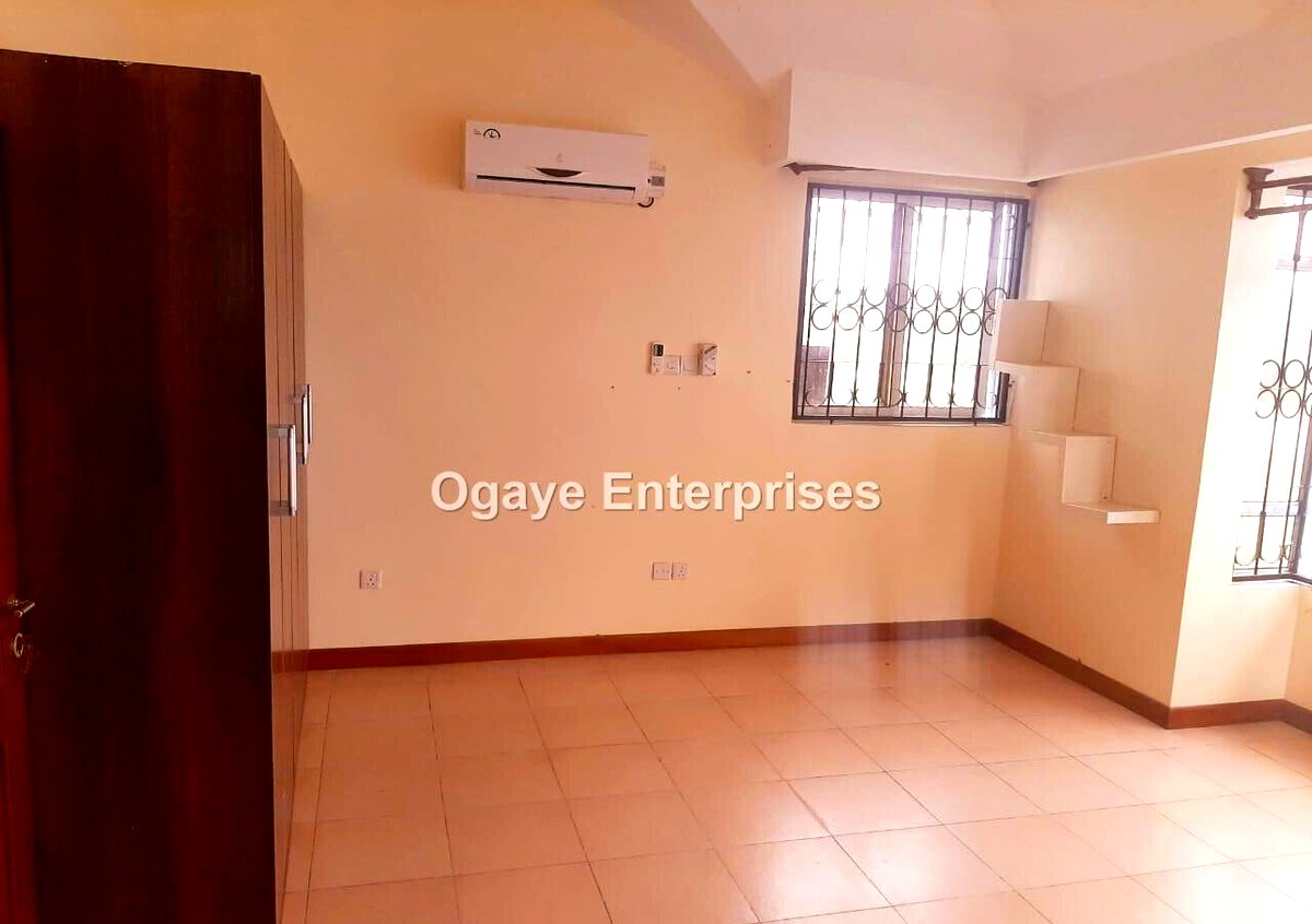 4BR Maisonette with Solar & AC in Gated Nyali - Mombasa