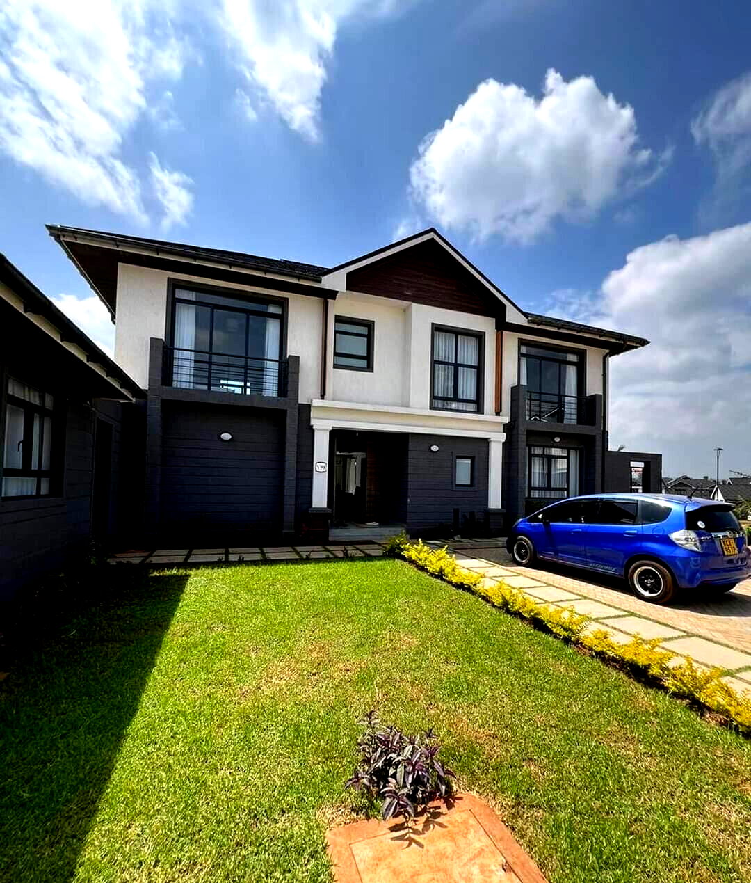3BR Luxury Villa with Heated Pool & Clubhouse - Runda