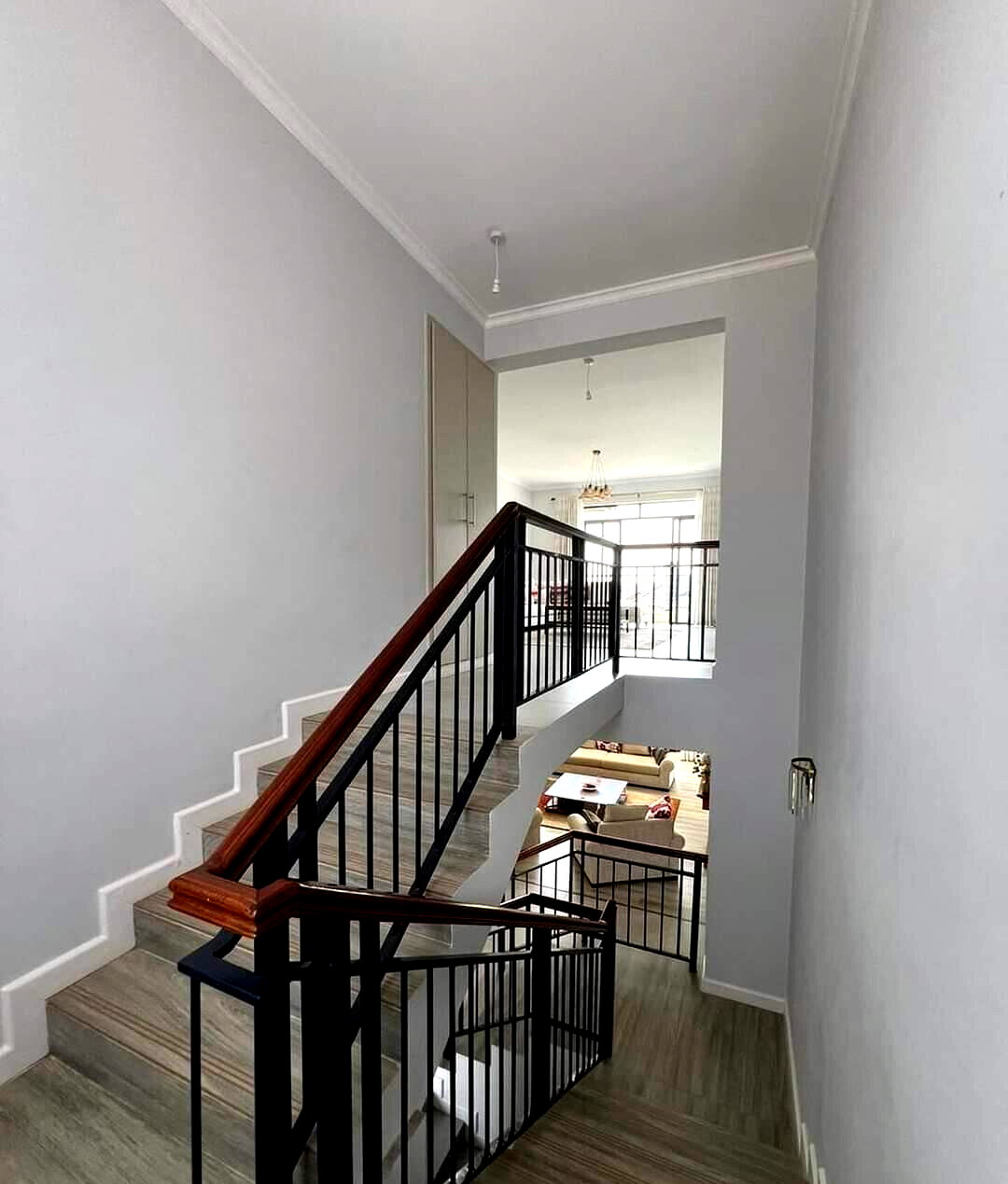 3BR Luxury Villa with Heated Pool & Clubhouse - Runda