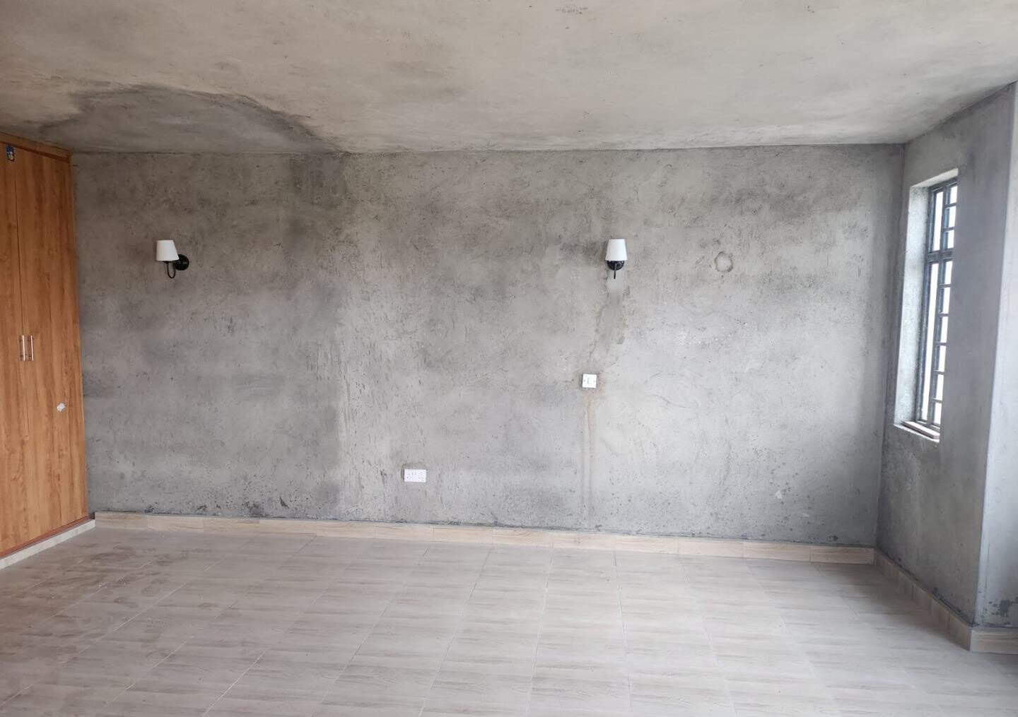 4BR Townhouse with Flat Roof Expansion Space - Utawala