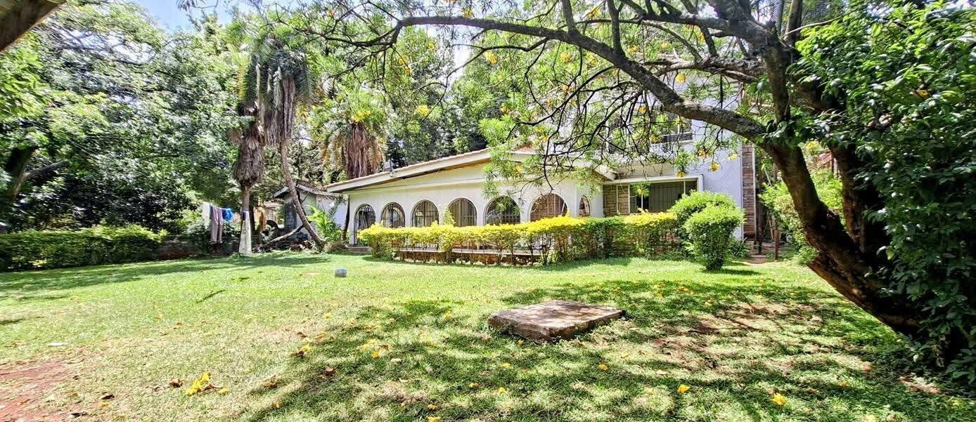 Half Acre 4BR Haven for KSh 500K