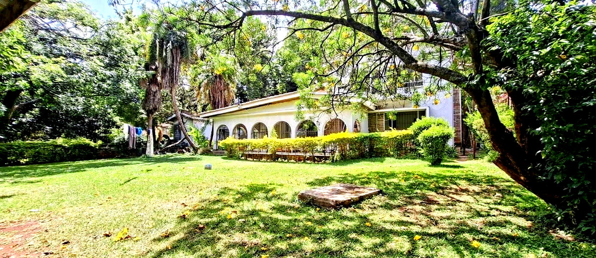 Half Acre 4BR Haven for KSh 500K
