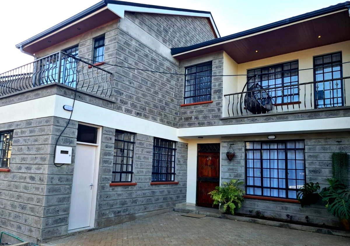 4BR All-Ensuite Townhouse with Private Garden & Gym - Ruiru