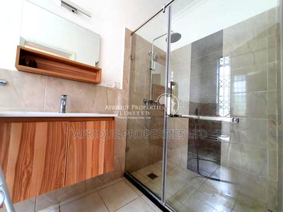 4bdrm Mansion in Kitisuru for rent - Image 5