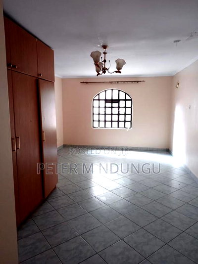 4bdrm Maisonette in Thome for rent - Image 10