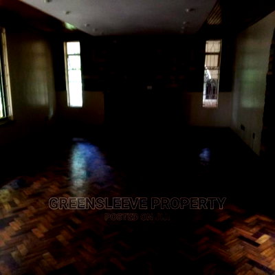 6bdrm Townhouse / Terrace in Karen for rent - Image 11