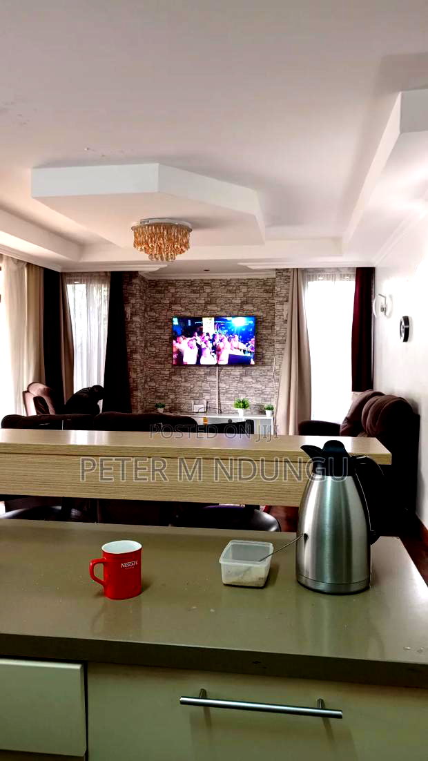 4bdrm Maisonette in Ridgeways for sale