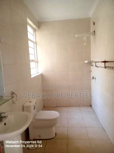3bdrm Shared Apartment in Twins, Katani for rent - Image 12