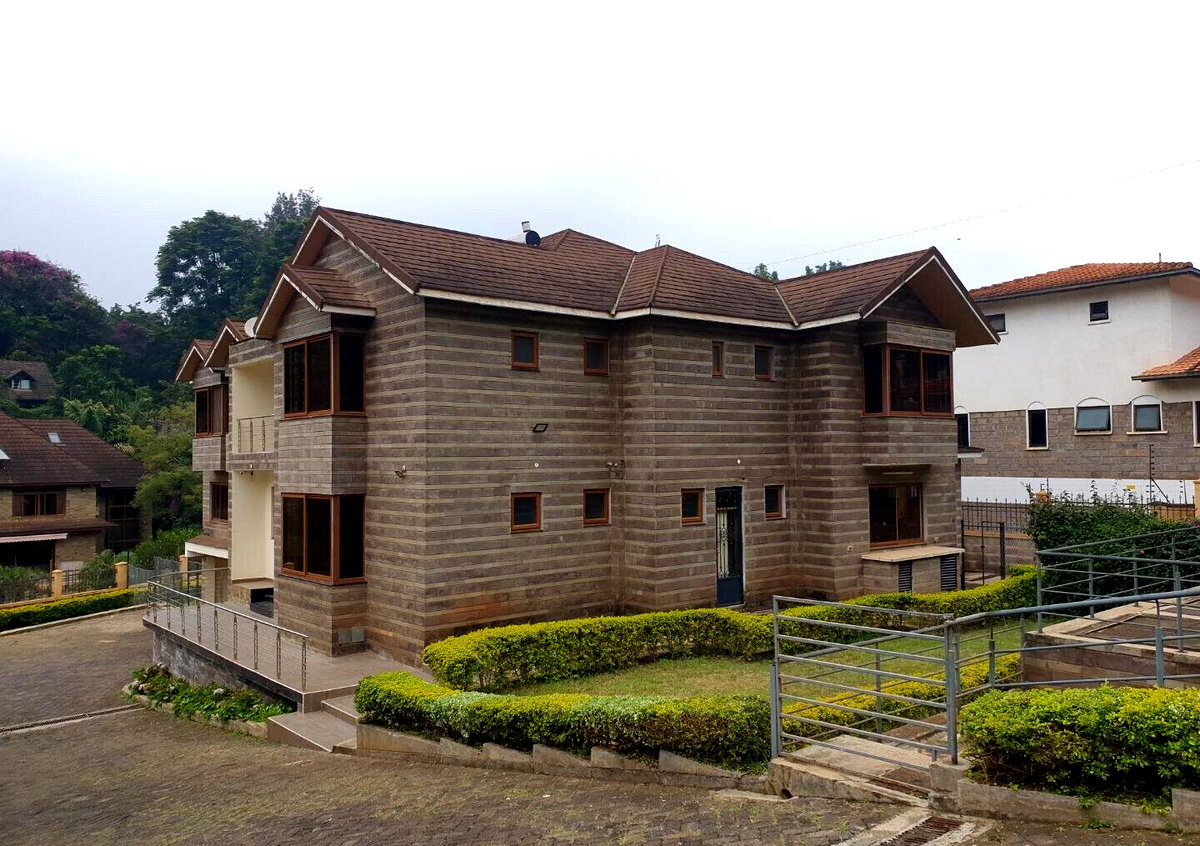 Ambassadorial 5BR Townhouse on 1 Acre - Spring Valley