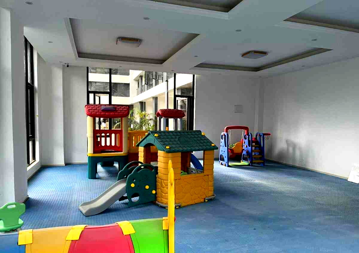 11th Floor 1BR with Heated Rooftop Pool & Smart Face Scan - Westlands