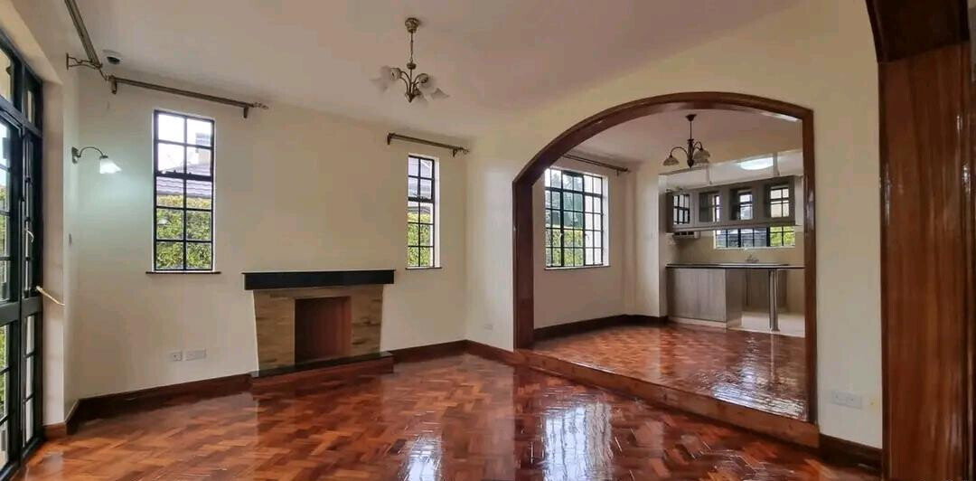 4BR Gated Townhouse with Private Garden & DSQ - Loresho