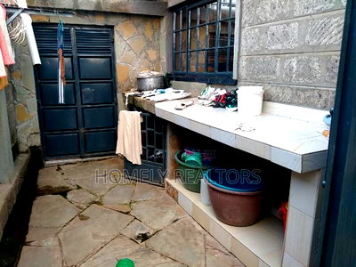 3bdrm Bungalow in Kiserian Delta for sale - Image 11