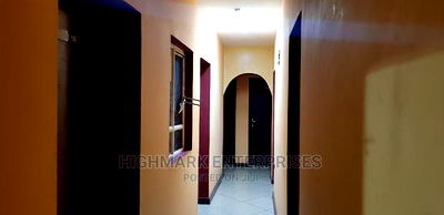 Hotel for Sale in South C - Image 12