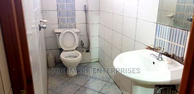 Hotel for Sale in South C - Image 10