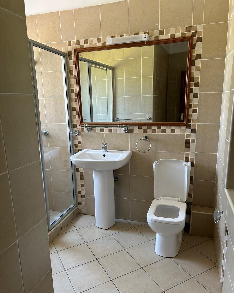 5-Bedroom Townhouse Near KCB Training Centre - Karen
