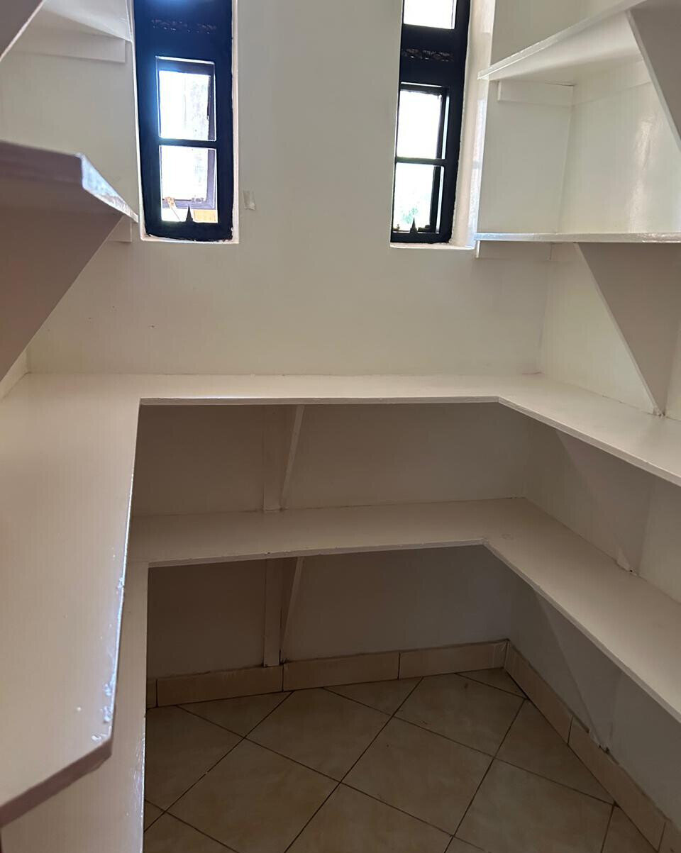 5-Bedroom Townhouse Near KCB Training Centre - Karen