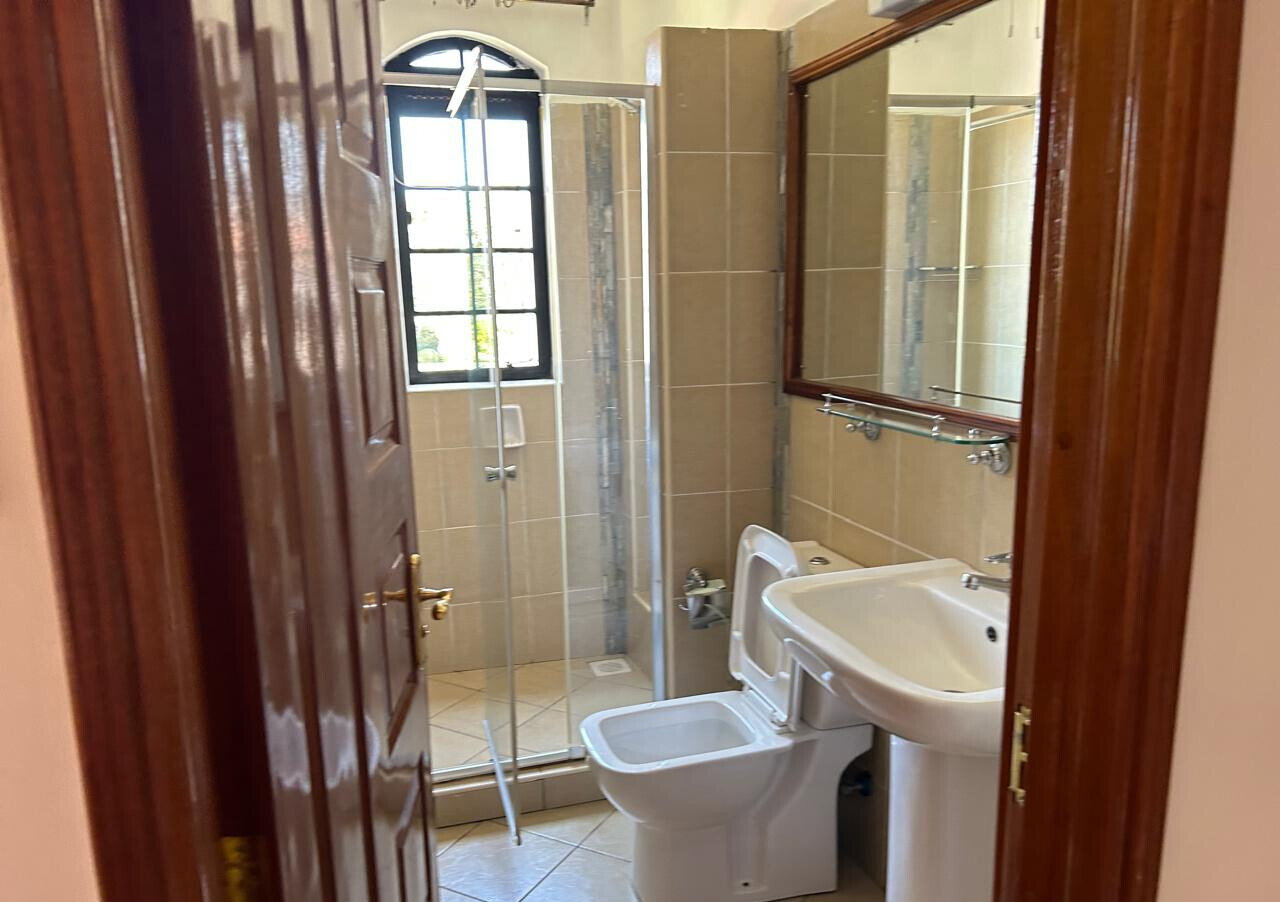 5-Bedroom Townhouse Near KCB Training Centre - Karen