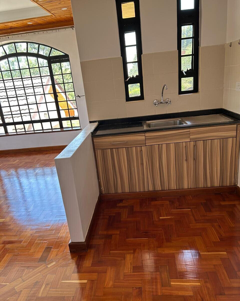 5-Bedroom Townhouse Near KCB Training Centre - Karen