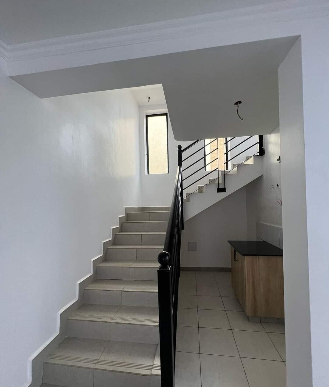 4BR All-Ensuite Villa with Pool & DSQ - Kibiku, Ngong