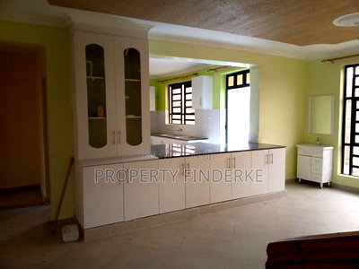 5bdrm Maisonette in Kitengela for sale - Image 9