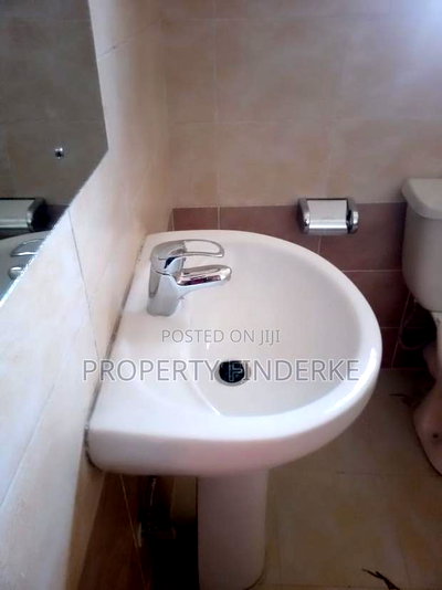 5bdrm Maisonette in Kitengela for sale - Image 10