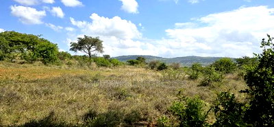 20 Acres for Sale in Mua Hills - Image 2