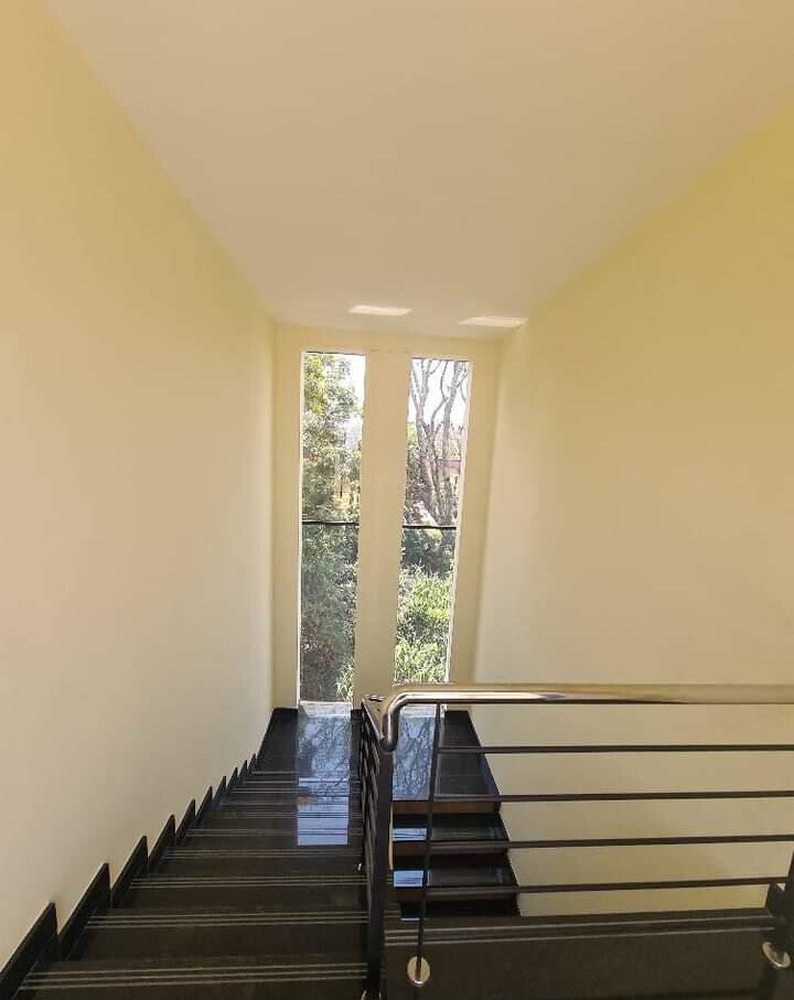 5-Ensuite Townhouse with Rooftop Terrace & 2 DSQs - Lavington