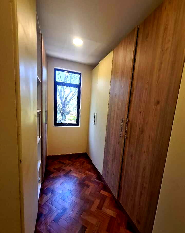5-Ensuite Townhouse with Rooftop Terrace & 2 DSQs - Lavington