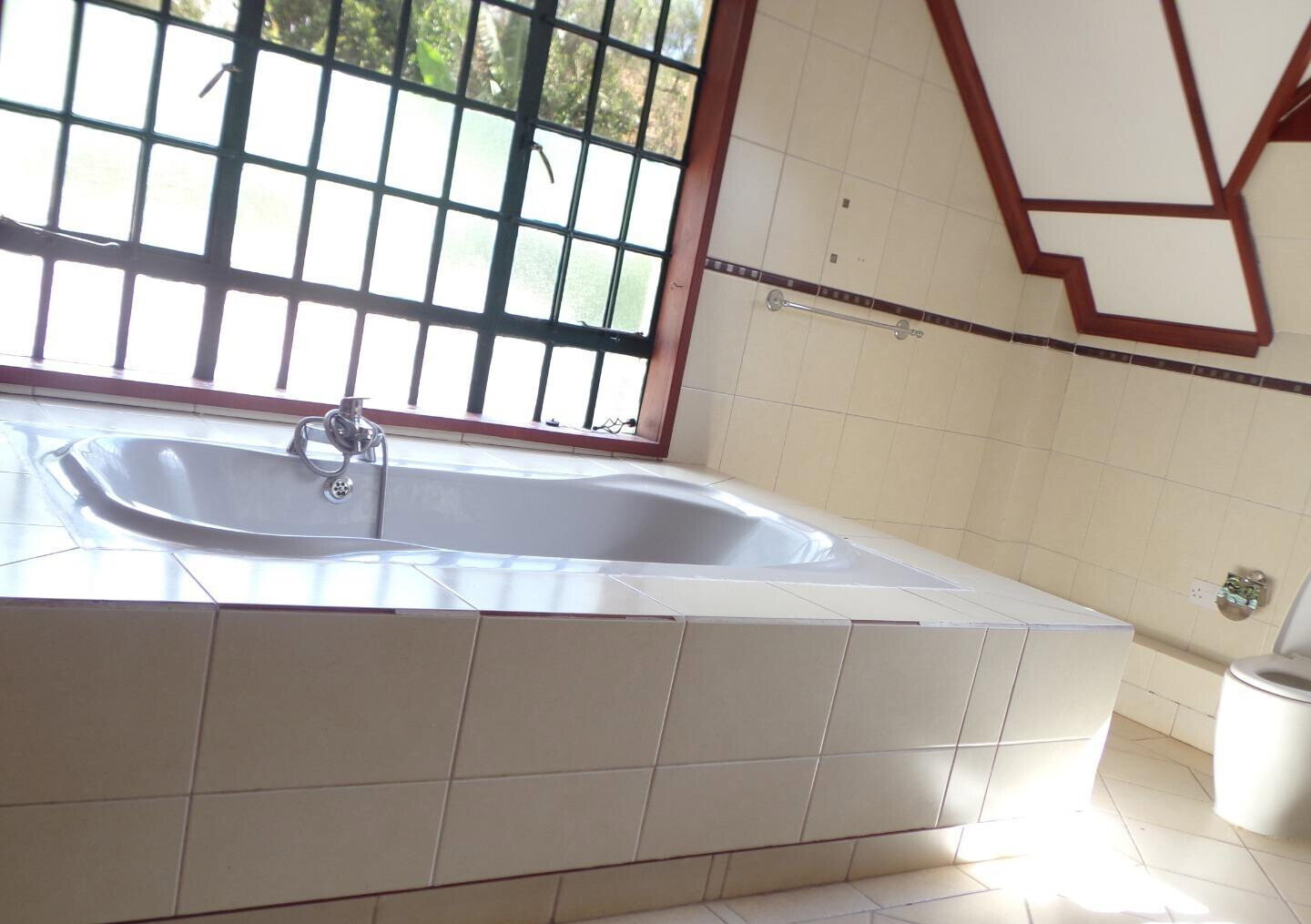 1-Acre Garden Home at KSh 400K