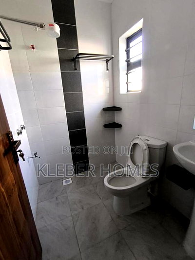 4bdrm Bungalow in Ruiru for sale - Image 16