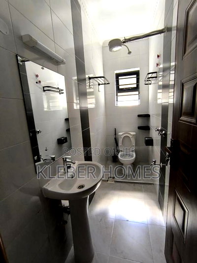 4bdrm Bungalow in Ruiru for sale - Image 12