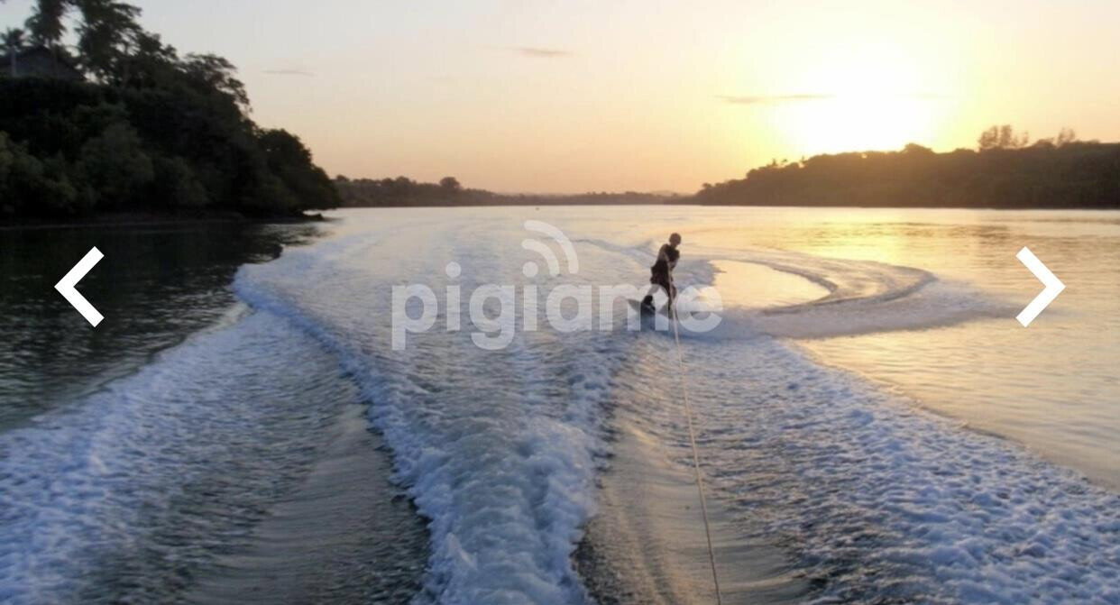 4BR Beach Villa on 2.2 Acres - Mtwapa Creek, Shanzu