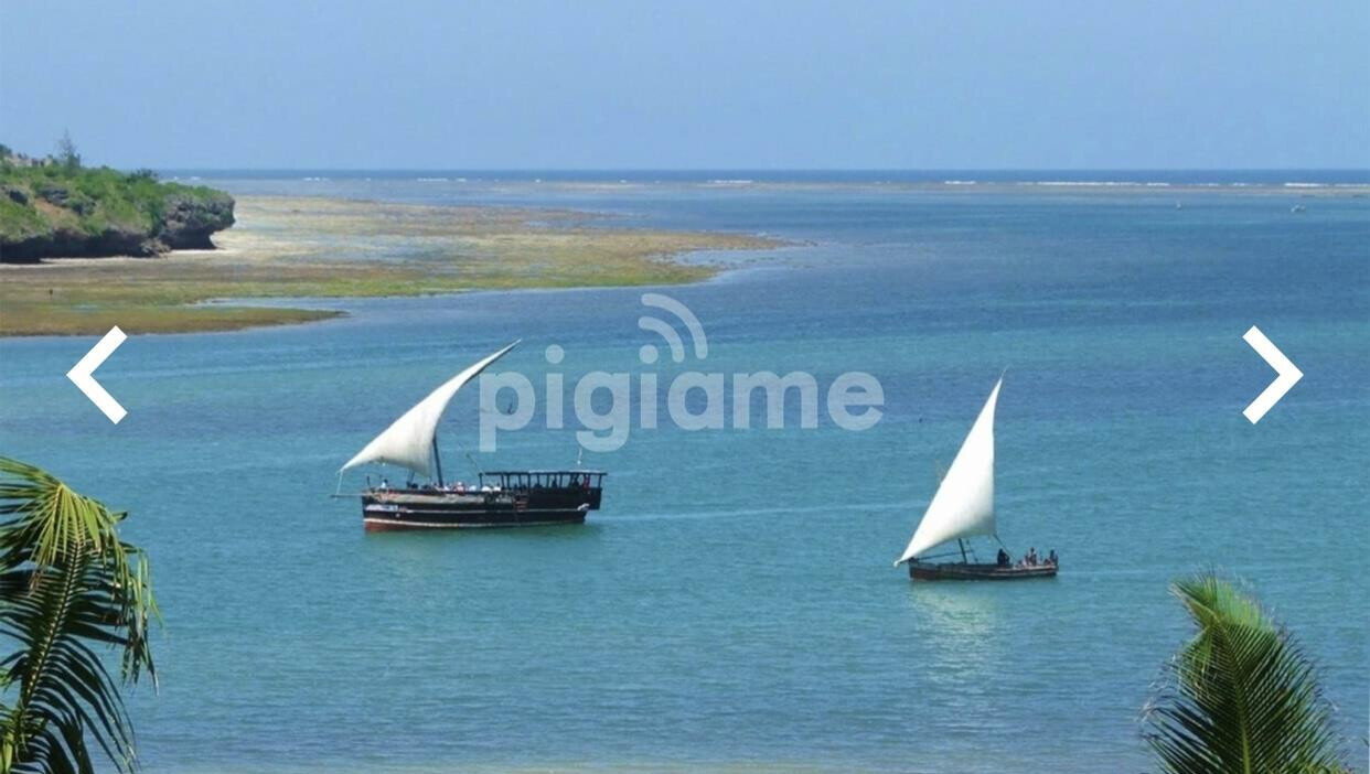 4BR Beach Villa on 2.2 Acres - Mtwapa Creek, Shanzu