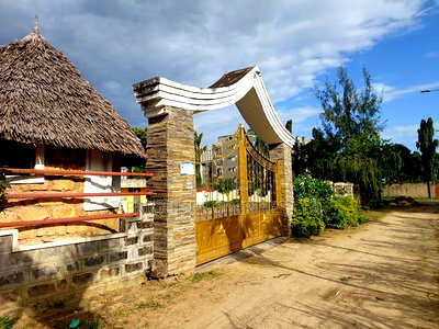 Mtwapa Prime 1 Acre Commercial Plot for Sale - Image 9