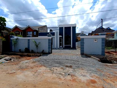 3bdrm Bungalow in Membley Estate for sale - Image 2