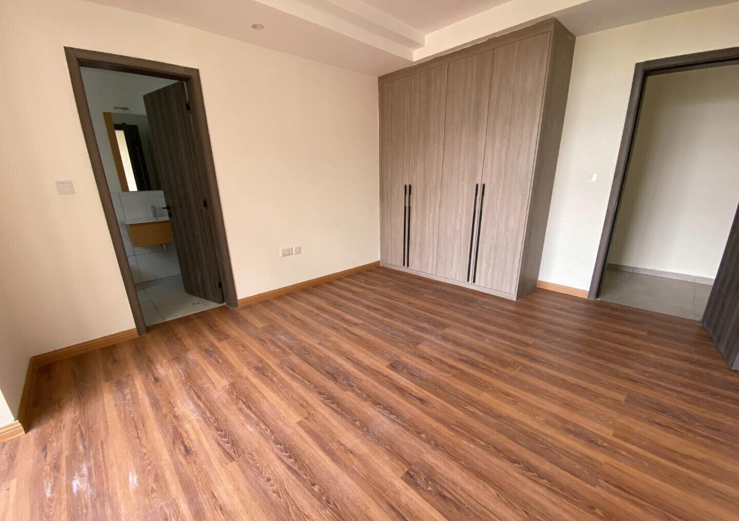 3BR All En-Suite with DSQ & 7.8% ROI - Kileleshwa