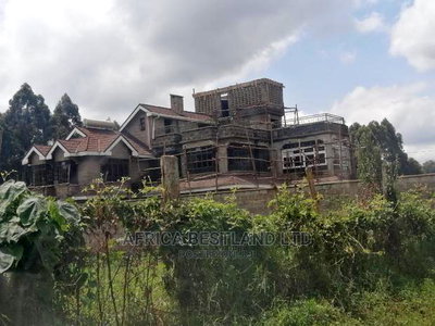 100x100 Ft Plot for Sale in Ondiri - Image 1