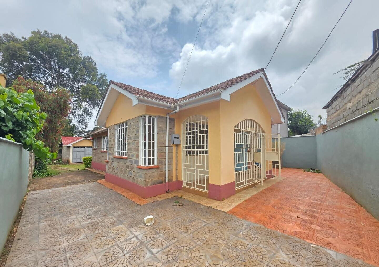 3BR Townhouse with DSQ & 10,000L Water – Ngong Rd