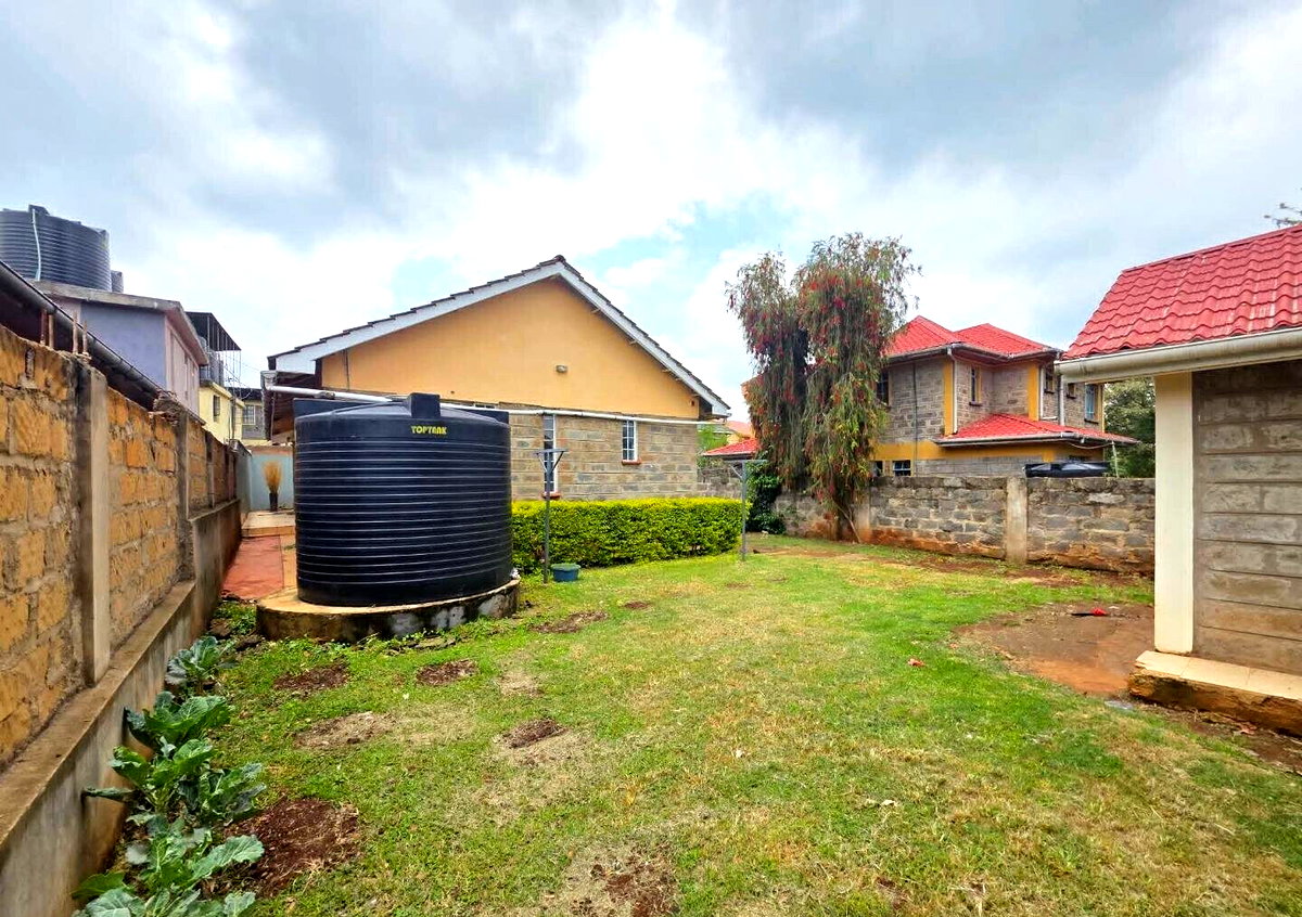 3BR Townhouse with DSQ & 10,000L Water – Ngong Rd