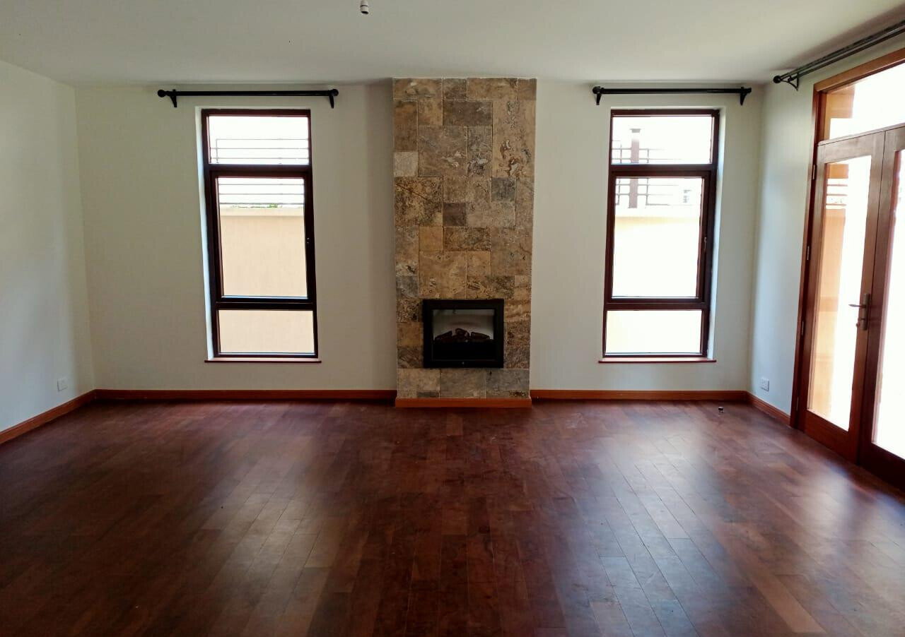 5-Ensuite Townhouse with Chef's Kitchen & Office - Lavington