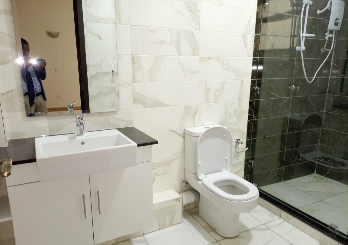 Spacious 3-Bed Townhouse with Parking - Westlands