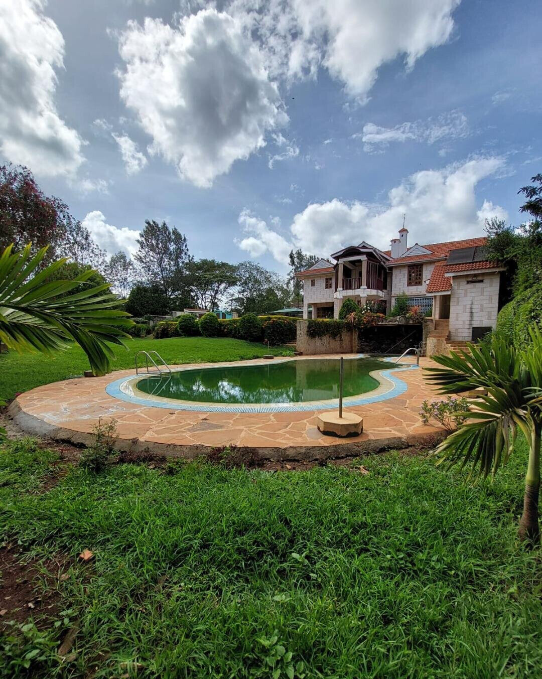 1.2 Acre Garden Oasis for Rent