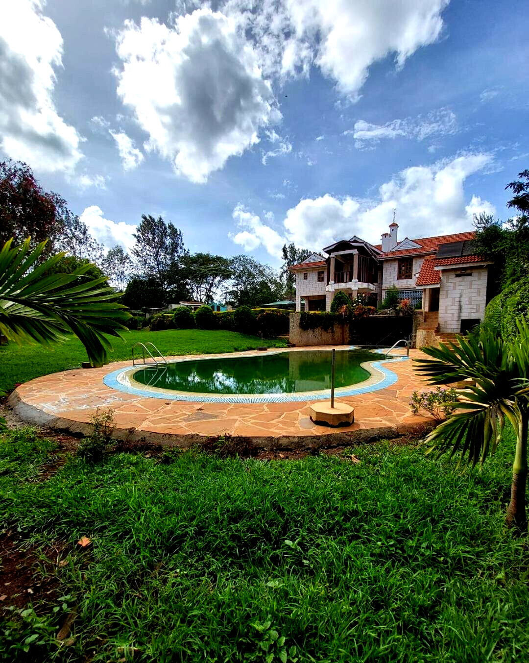 1.2 Acre Garden Oasis for Rent